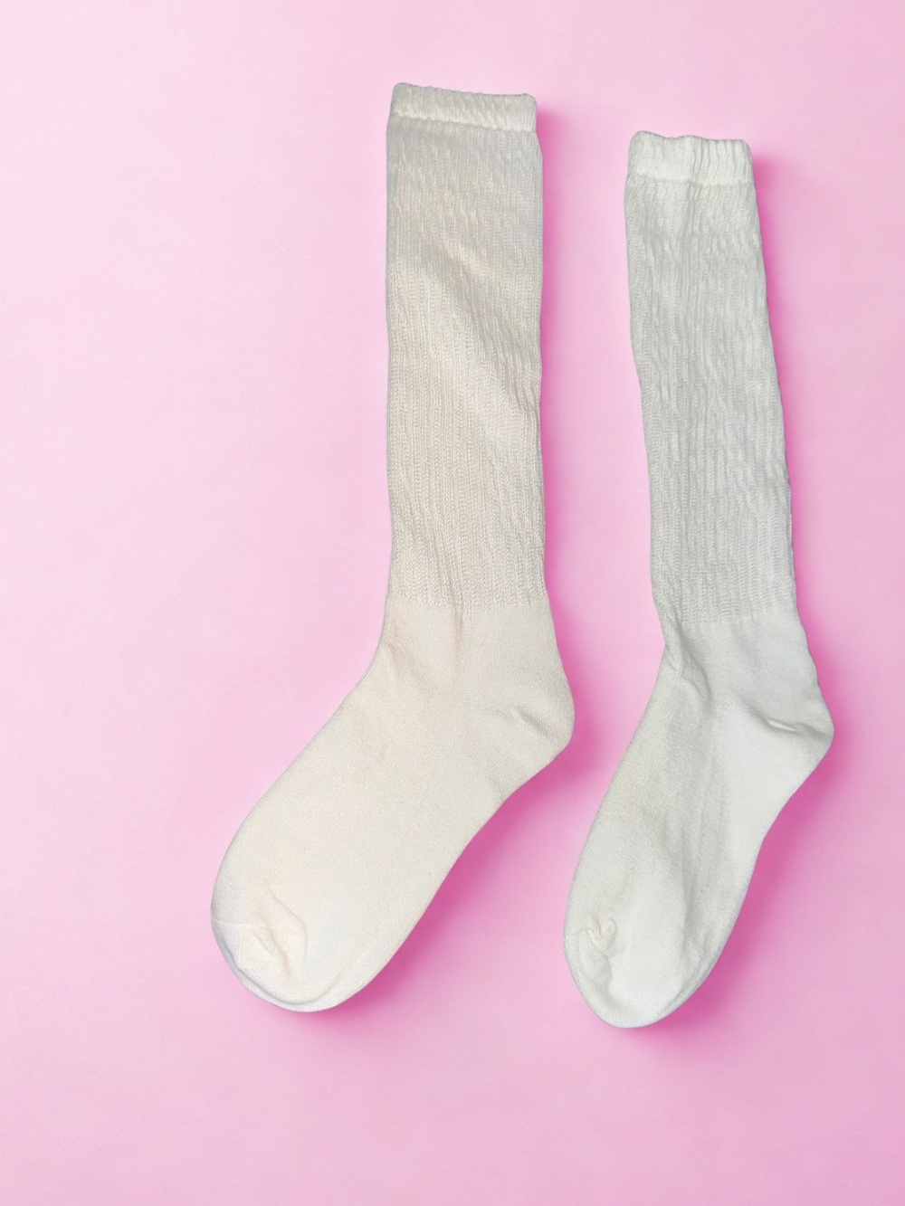 Women’s White Scrunch Socks - 1 Pair